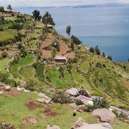 Taquile Hospedaje Mario Huillanopampa Екстериор снимка
