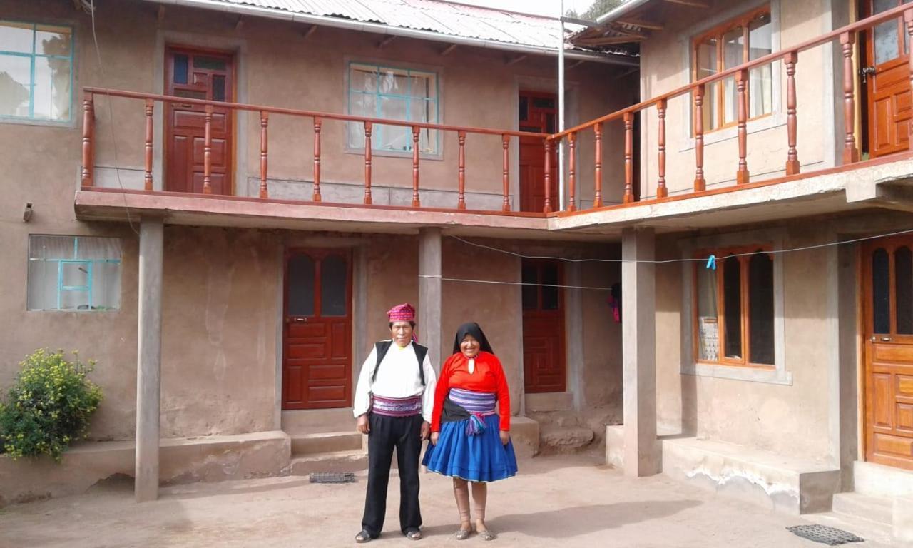 Taquile Hospedaje Mario Huillanopampa Екстериор снимка